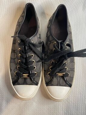 Coach Signature Logo Empire Black Sneakers / Tennis Shoes, Size 7